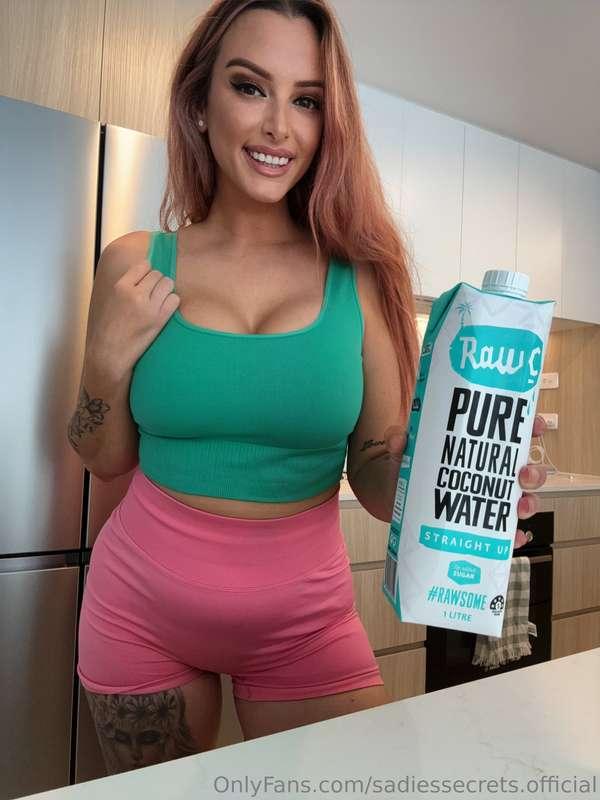 Would you drink THIS, or would you drink from ME? 😮