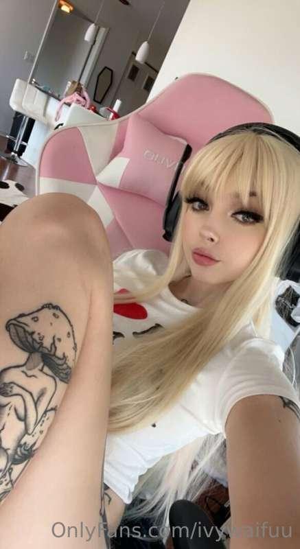 hey guys!! i thought it would be cute to do weekly updates j..