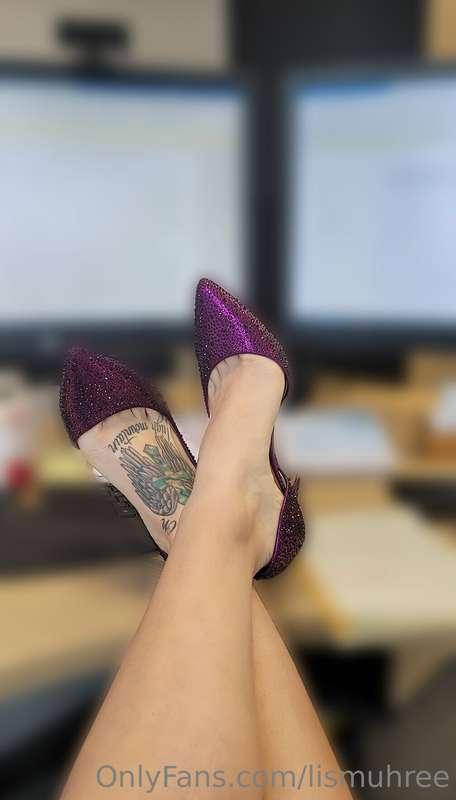 I don't post many photos of just feet or anything but since ..