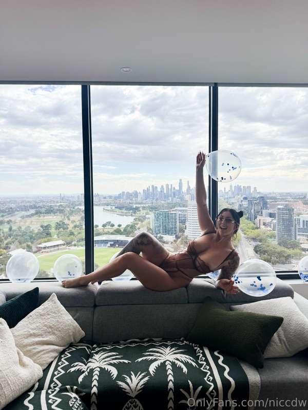 Two REALLY good views 