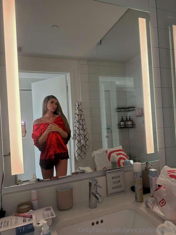 you know i have so much more to show you 💦