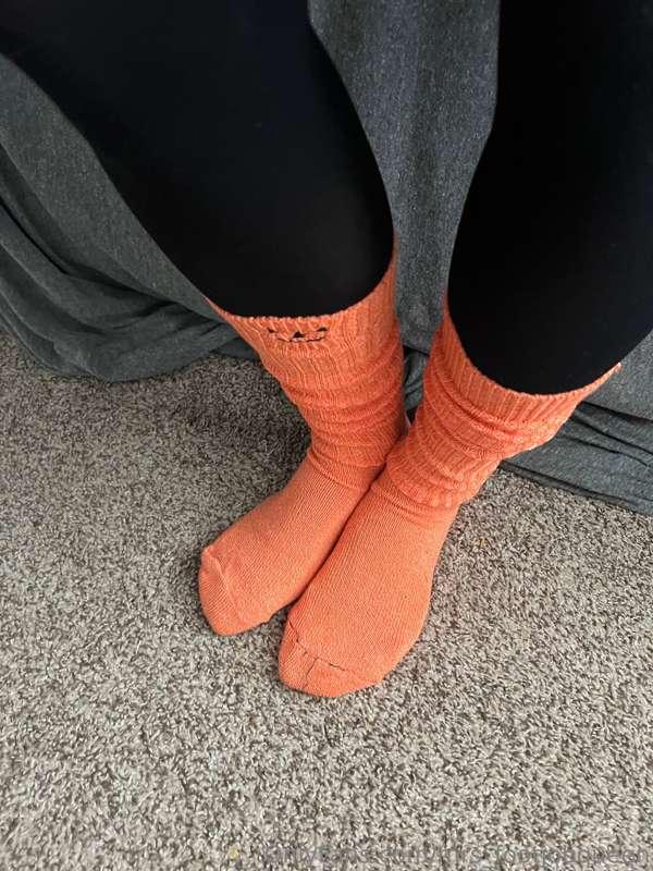 mrs_footjobqueen image #12