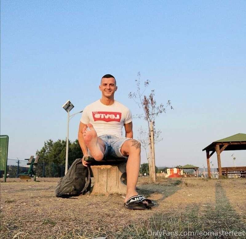 Enjoy my feet and stay always happy :))