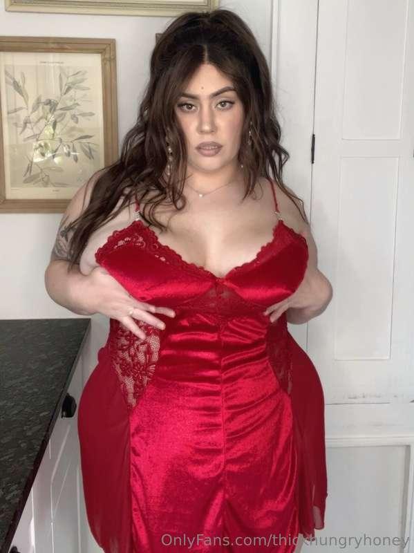 I didn’t even ask to be this fat and hot
