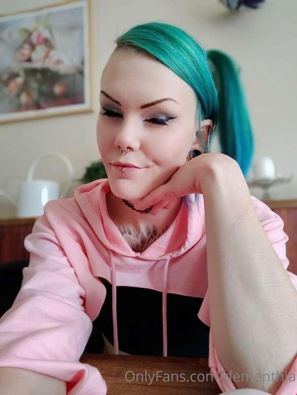 From a day of bar hopping and taking pics between the stops!..