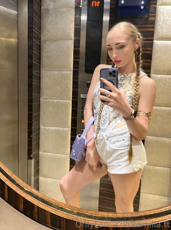 Want some hot pics from me, baby?DM me📸