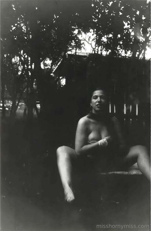Throwback. 18 yo Eve making sexy pictures! I have found thes..
