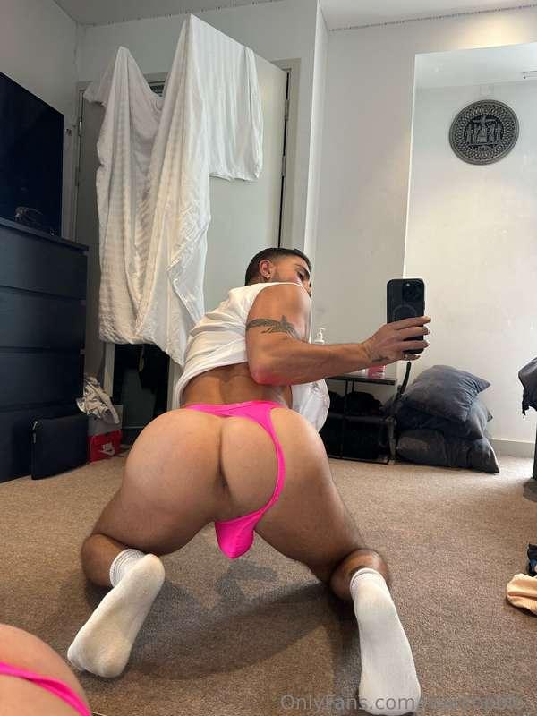 Got this new thong today. I feel like such a slut when I put..