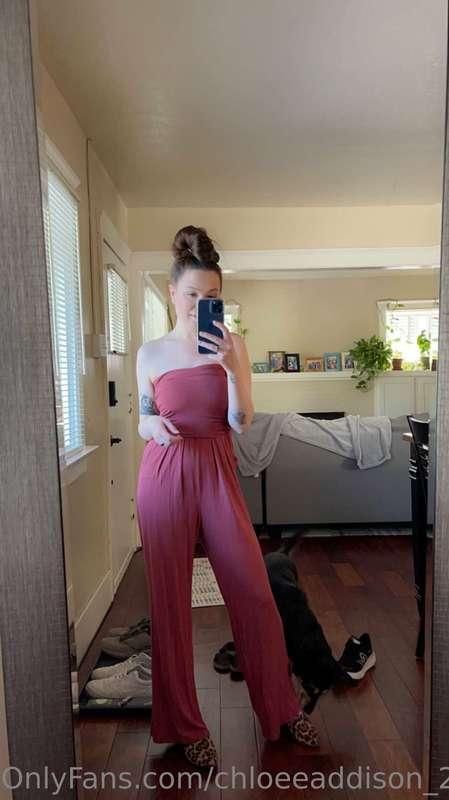 I always love a good mirror selfie 🦋 Don’t worry. I have som..