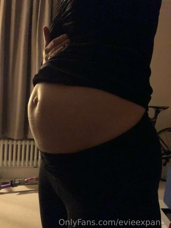 Evening belly bulge 😋