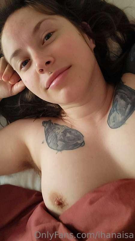 huomenta murut! tänään live kello 20:00, tulukee kahtomaan ❤..