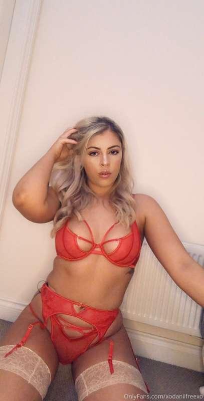 💋💋 guys if you want more explicit post please subscribe to m..