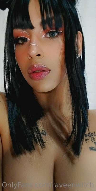 raveenwitch image #0