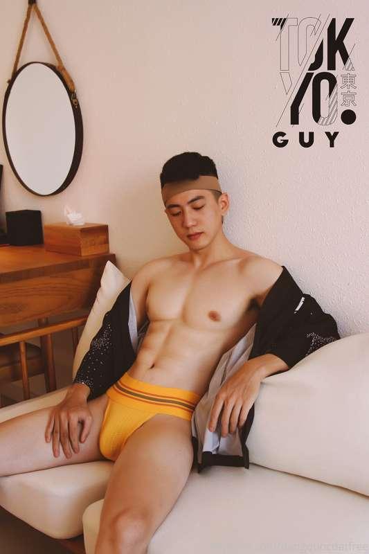 Follow @dangquocdat  to see more video and pics 🔞