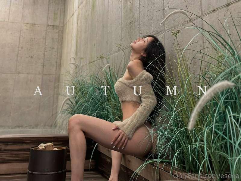 Nice...finally autumn...🍁
everythings bare and i'm nude..🤎