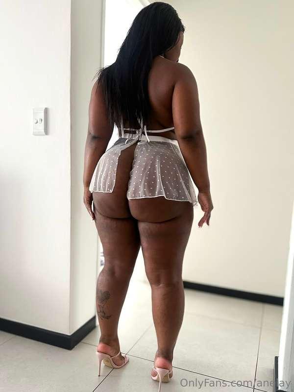 I just caught you staring at my fat ass 