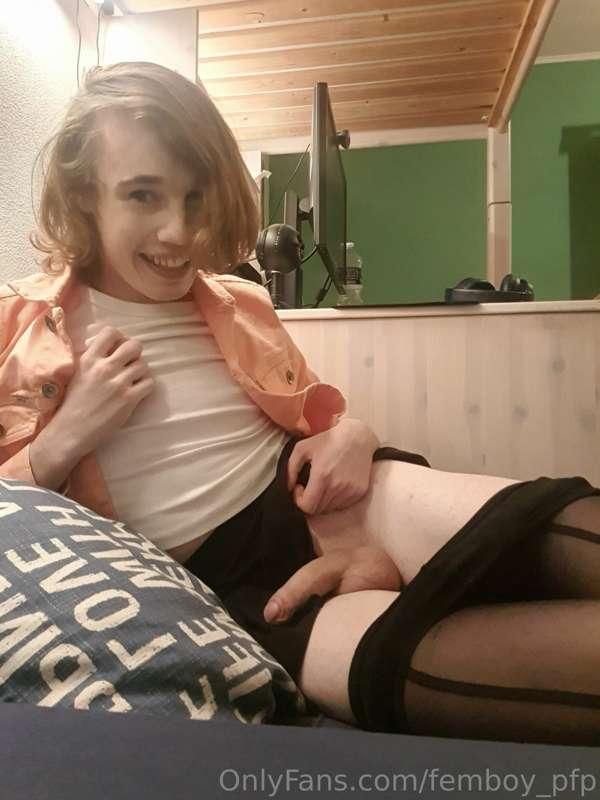 femboy_pfp image #16