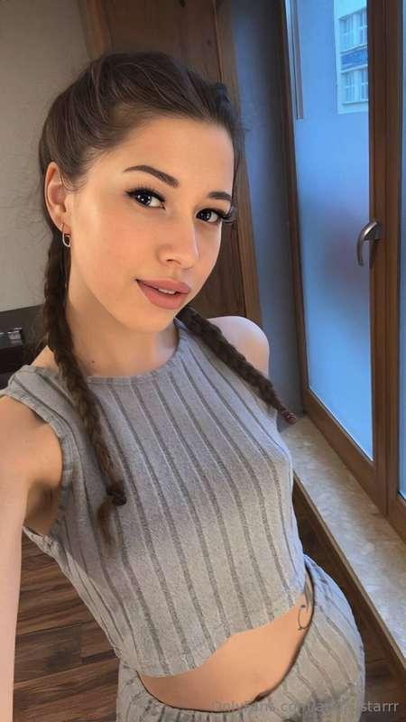 🔥 STOP SCROLLING 🔥 @kamilalee @kamilalee @kamilalee 🔥 Her we..