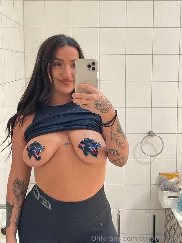 😇 Panthers got my nips 😇