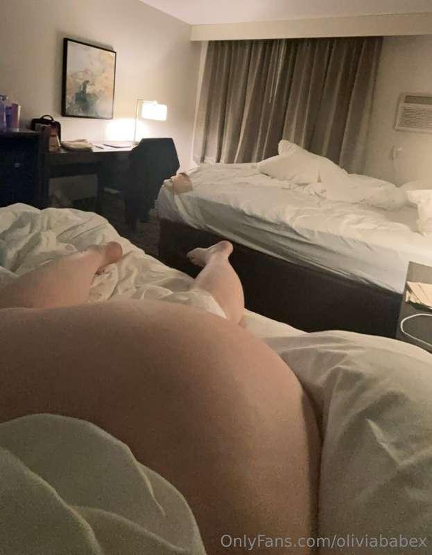 Alone in my hotel room… who wants to keep me company??😈 tip ..