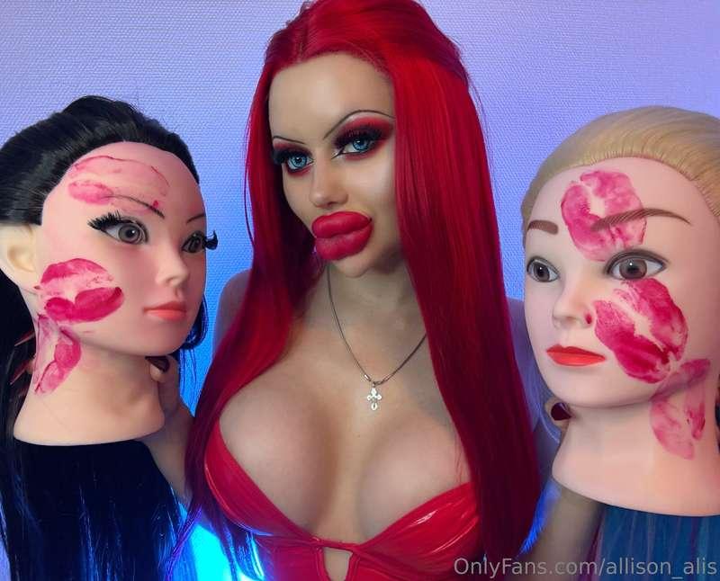 Would you like be kissed by me instead of the doll?💋P.S. che..