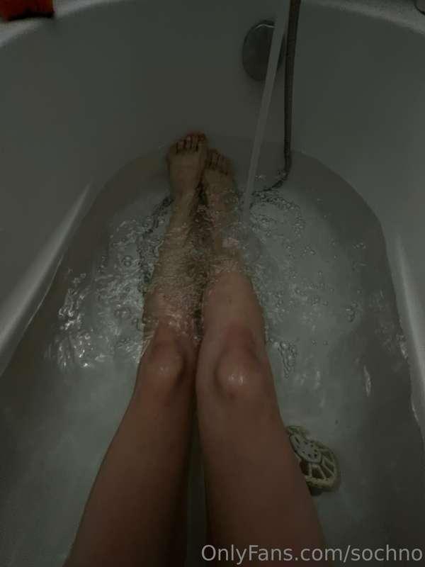 Ванна- це найкращий релакс для тіла після важкого робочого д..