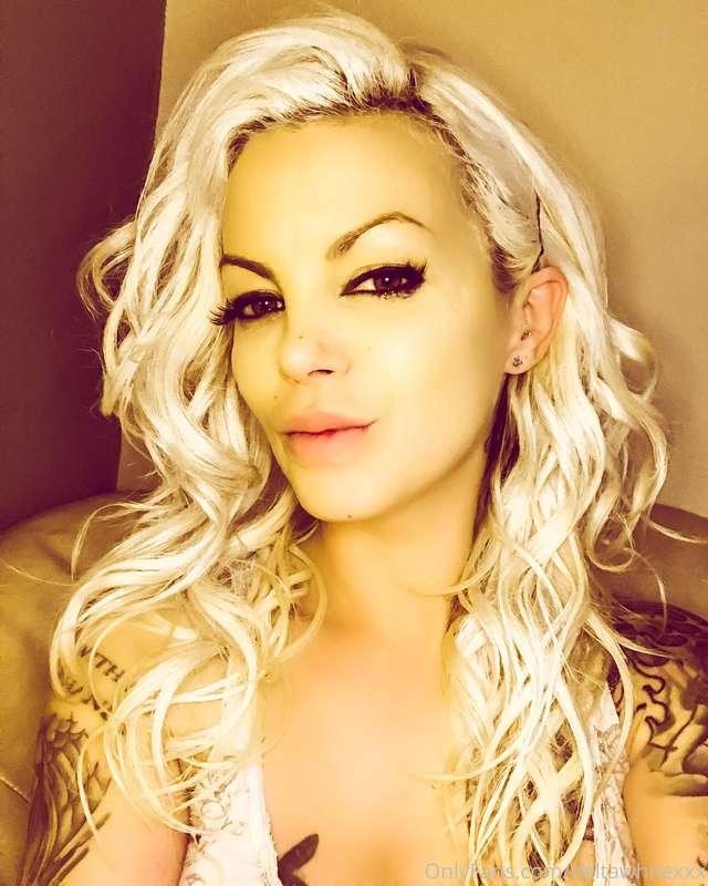 What do we think of this look??? Let me know in comments xx