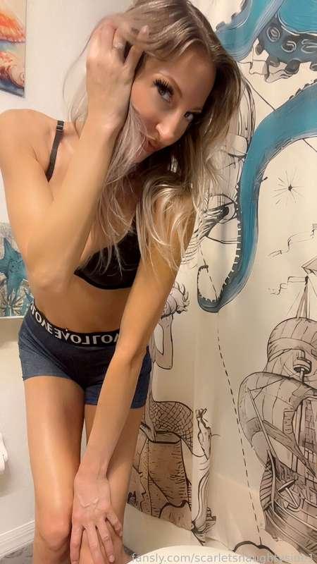 scarletsnaughtyside1 image #4
