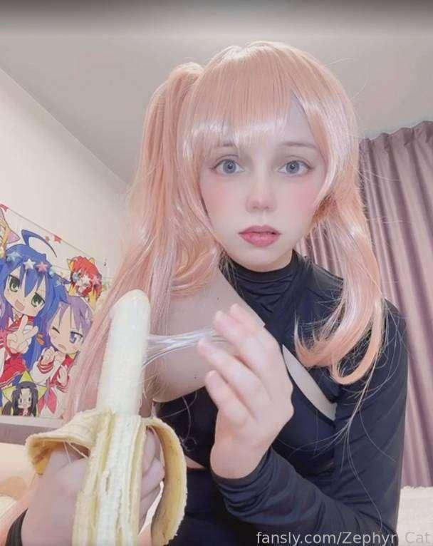 DM