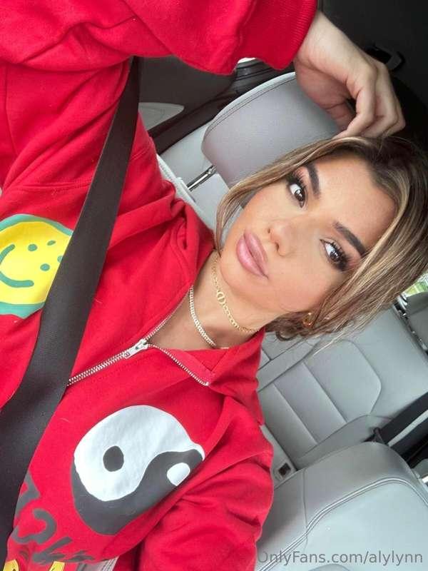 hehe hi ✨