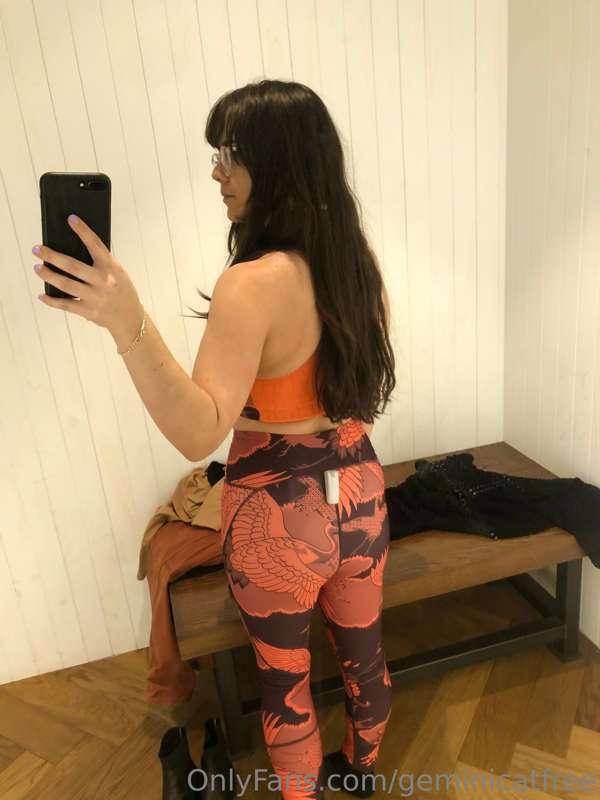 new workout matching set 🕊️🍑