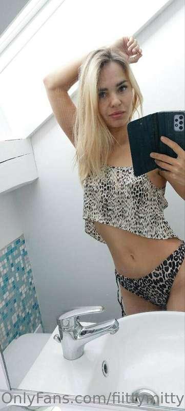 what kind of tiger is that? rrrrr😎😋😋😋😋