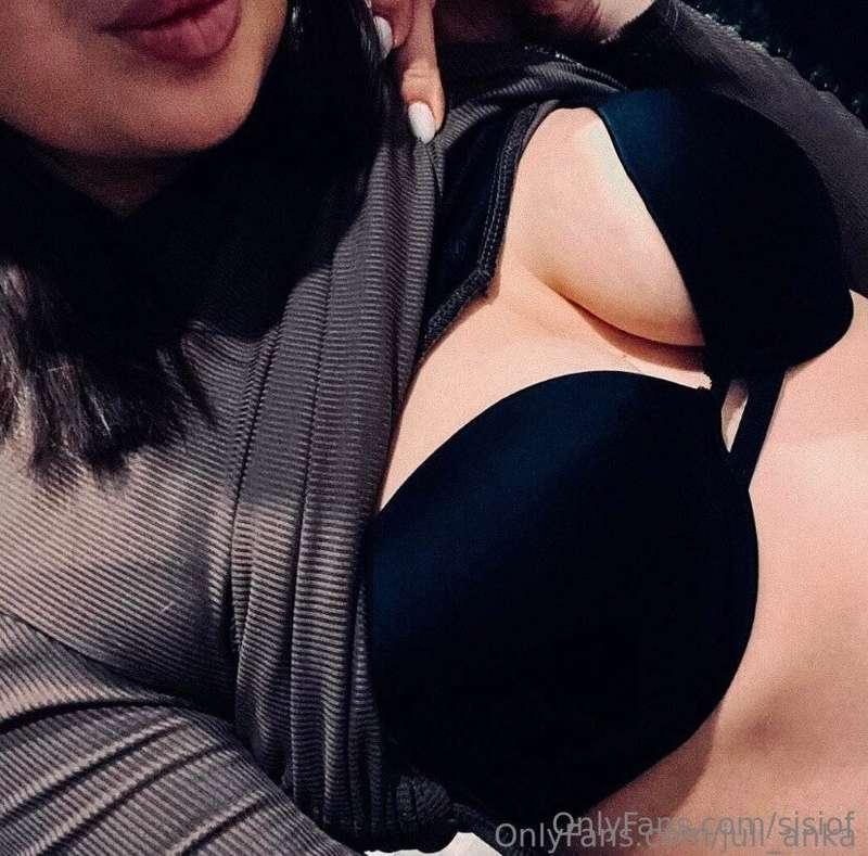 @juli_anka @juli_anka @juli_ankaSome things can’t be shared ..