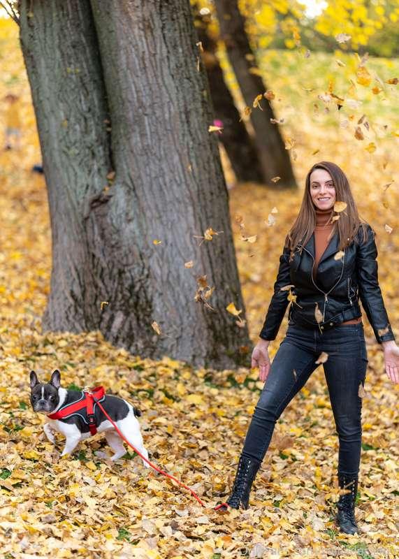 A normal pic from my daily life😄🙈
Happy b-day Daisy🥳🥳🥳