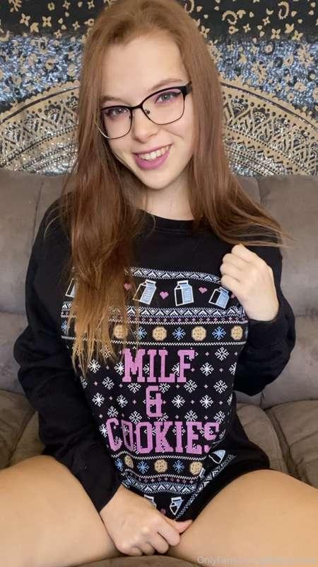 Milf and cookies 🍪 ❤️