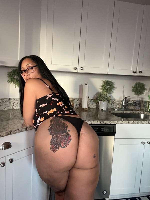 Putting the 'boo' in booty 👻
