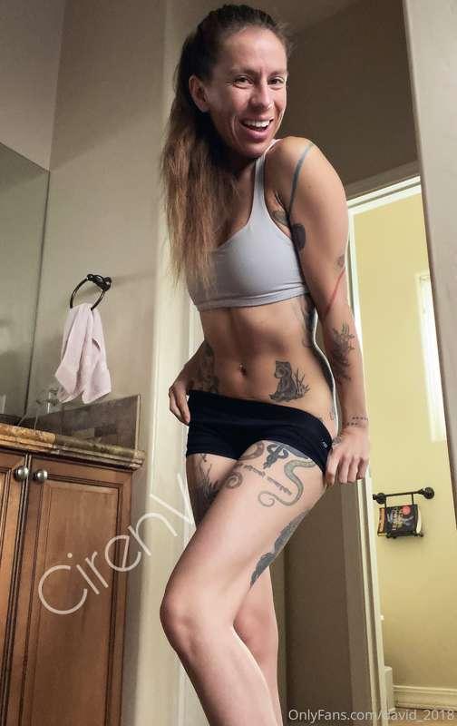 🔥CirenV🔥 is a sexy, fit, Goddess, her main page is a must fo..