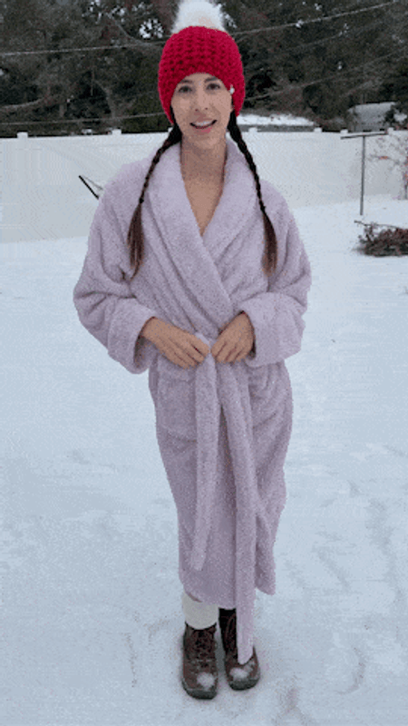 Naked snow angel 😇 