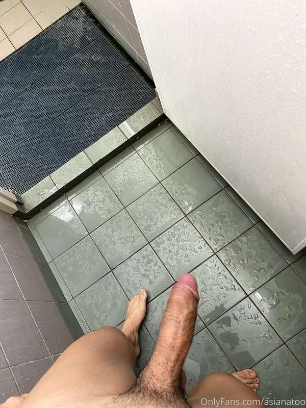 Got hard before going to swim. hmmm bad idea