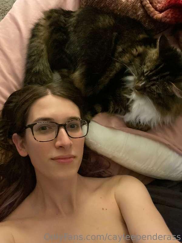 Just chillin with my dog 🥰