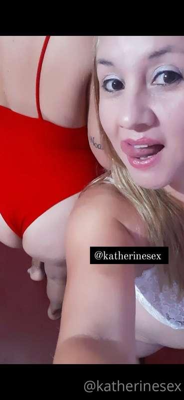 the hot girls 🔥 the hot sisters 🔥 just want to have fun 😈 do..