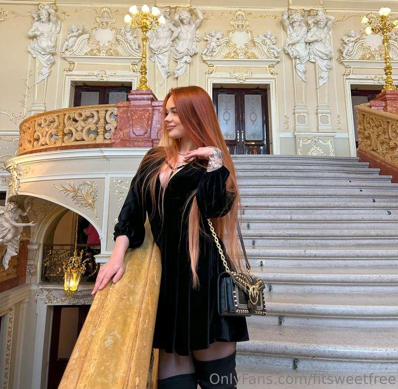 hmm, do you think this dress looks good on me?💭😅https://only..