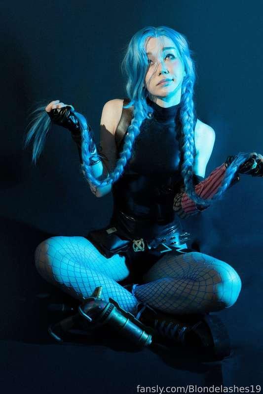 blondelashes19 image #1