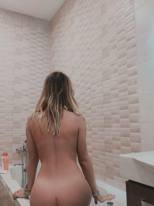 bath time again reupload with more photos 😇