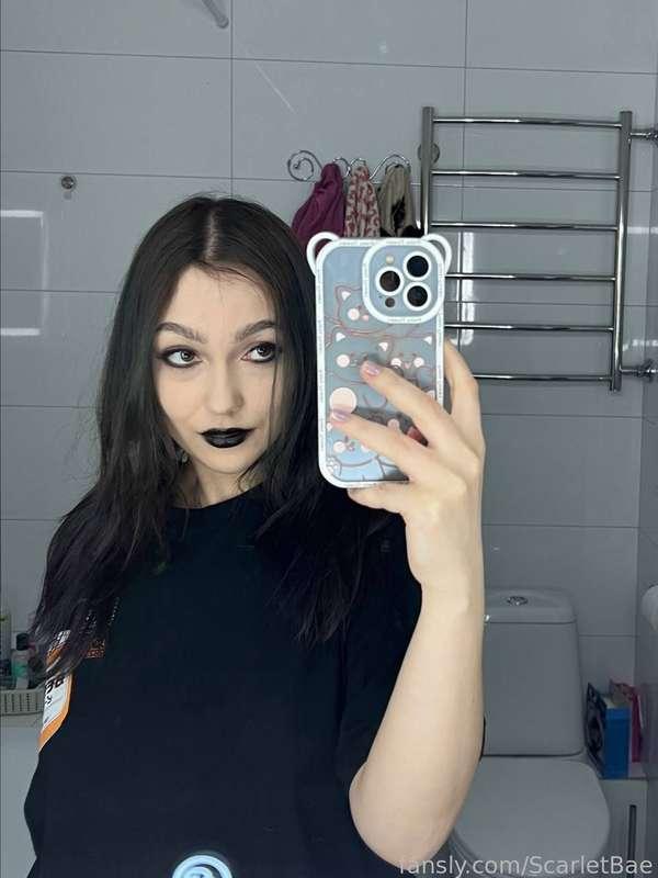 scarletbae image #2