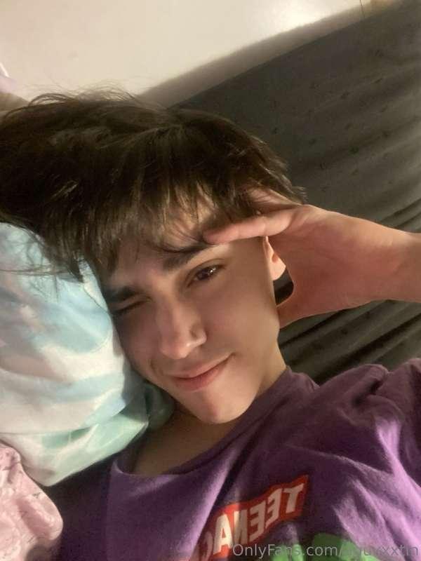 En Instagram 😇 / En Onlyfans 😈