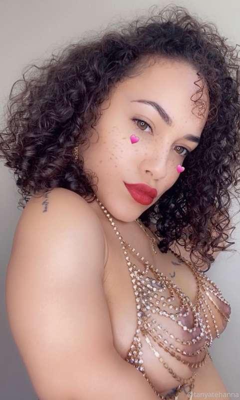 Posting it coz Im cute 😍