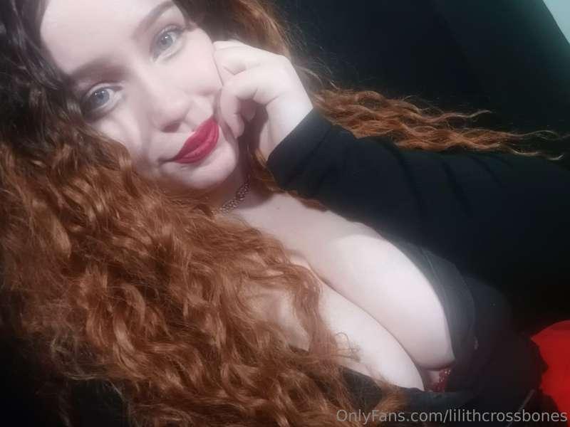 Happy Valentines Day! (Sorry for such a late post, had an in..