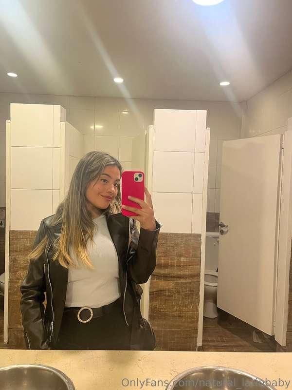 Do you like my look?😍💗