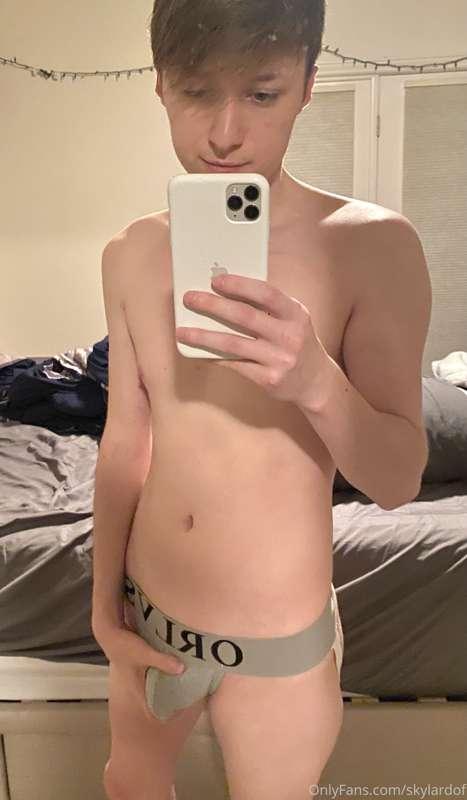 skylarthetwink image #0